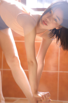 挽起裙子迈开腿坐上去C作视频